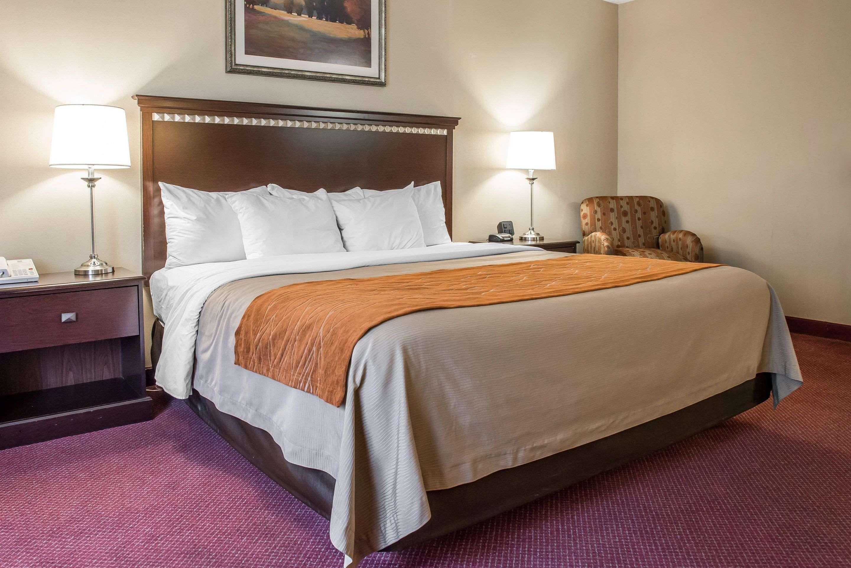 Wingate By Wyndham Pittsburgh New Stanton Hotel Bagian luar foto